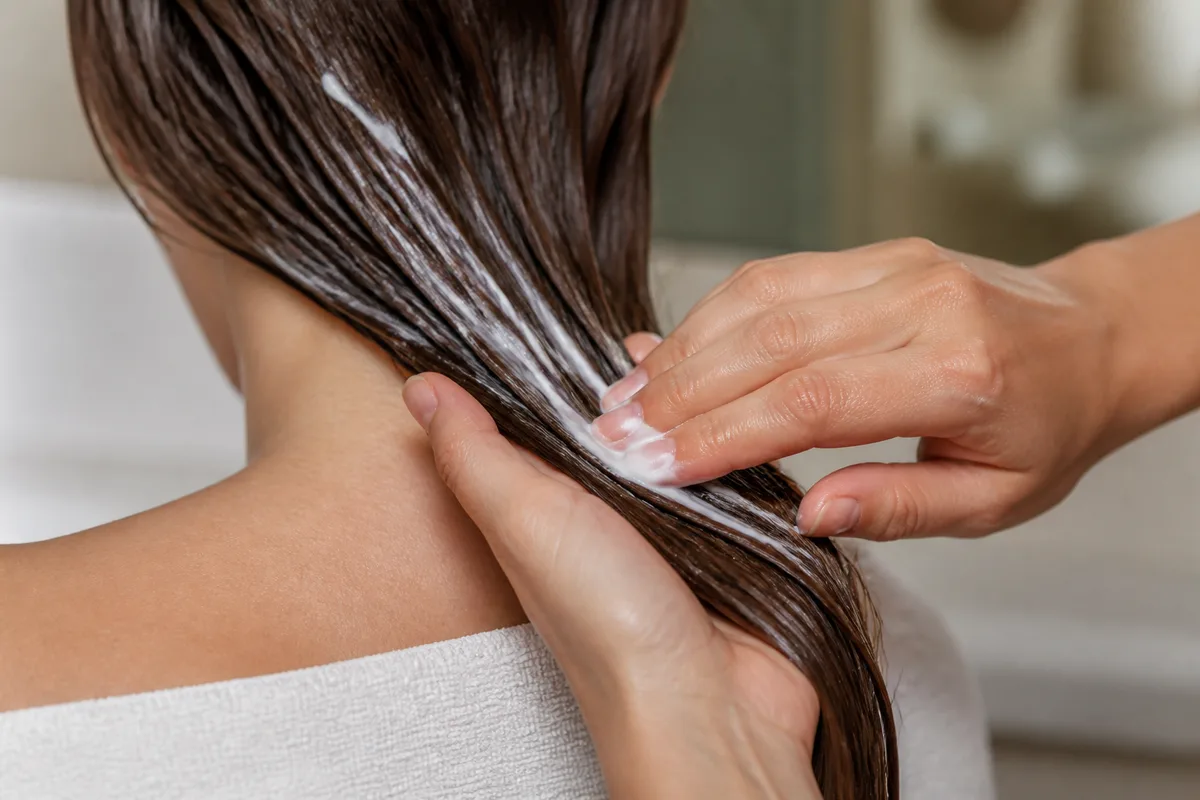 Masque hydratant cheveux : lequel hydrate vraiment